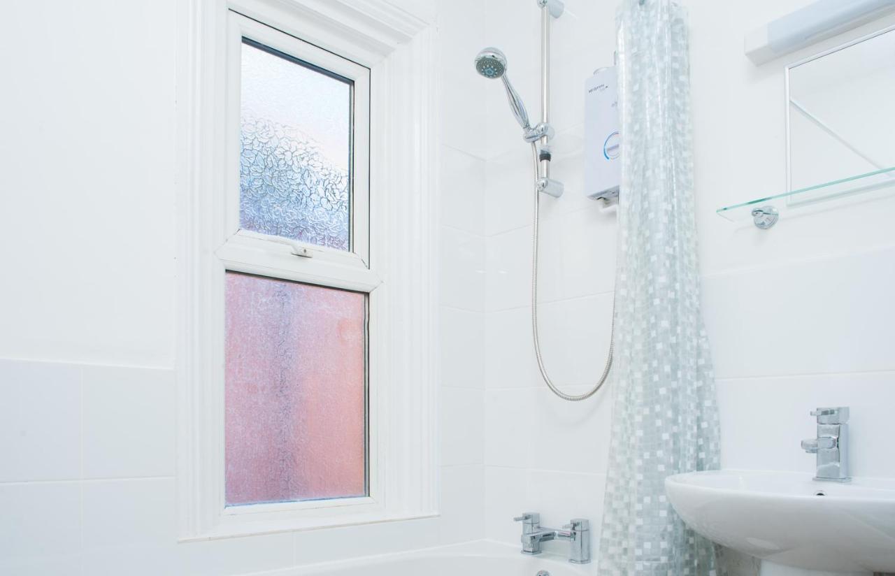 Mycityhaven - 3 Bedroom Shirehampton Flat Near Avonmouth & M4 Bristol Zewnętrze zdjęcie